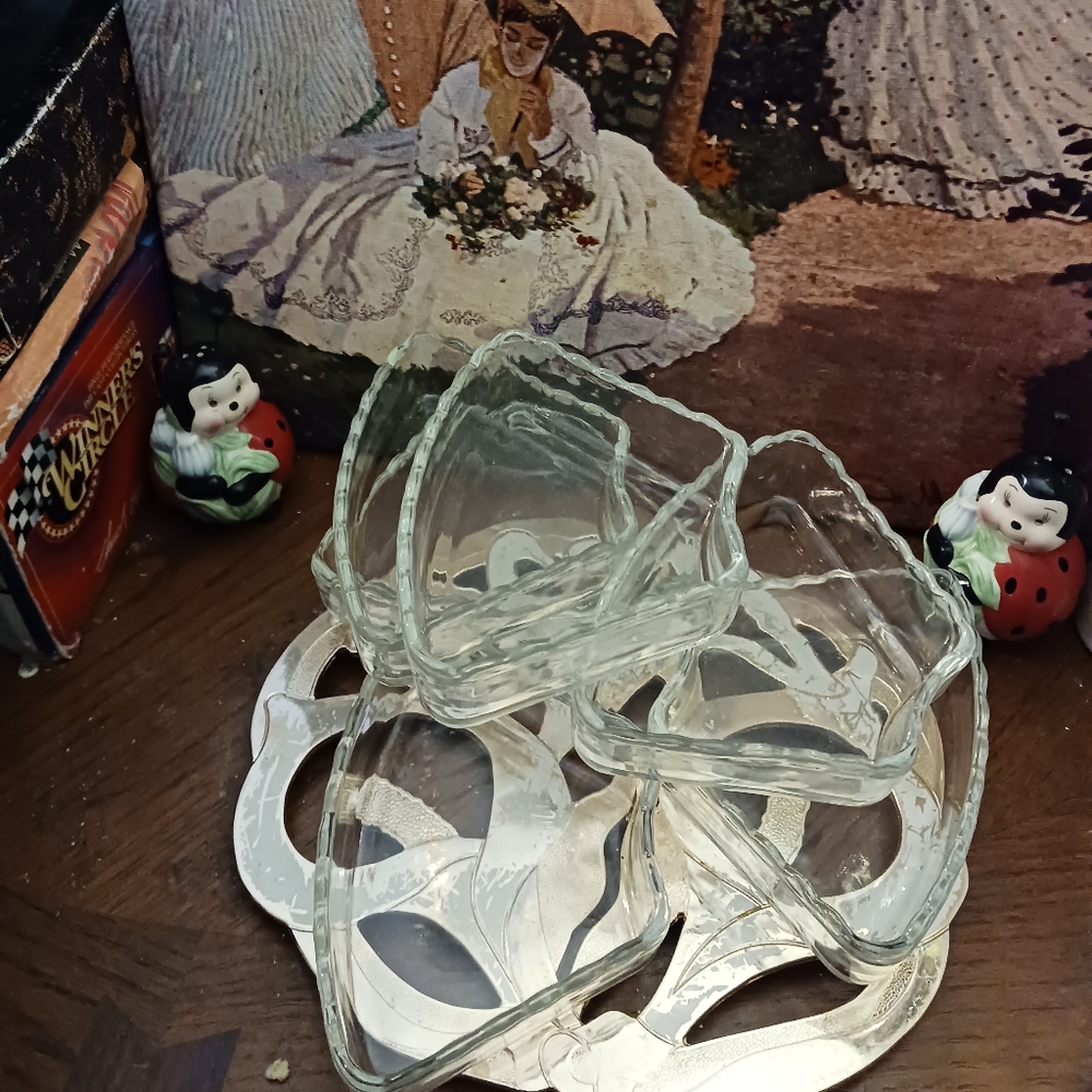 ๐บ๐ฒU.S.A. Vintage 1960 Westwood Serving ๐ฑ๐ค Dish 6 Fluted Edge Glass,Rotating! - Picture 9 of 16